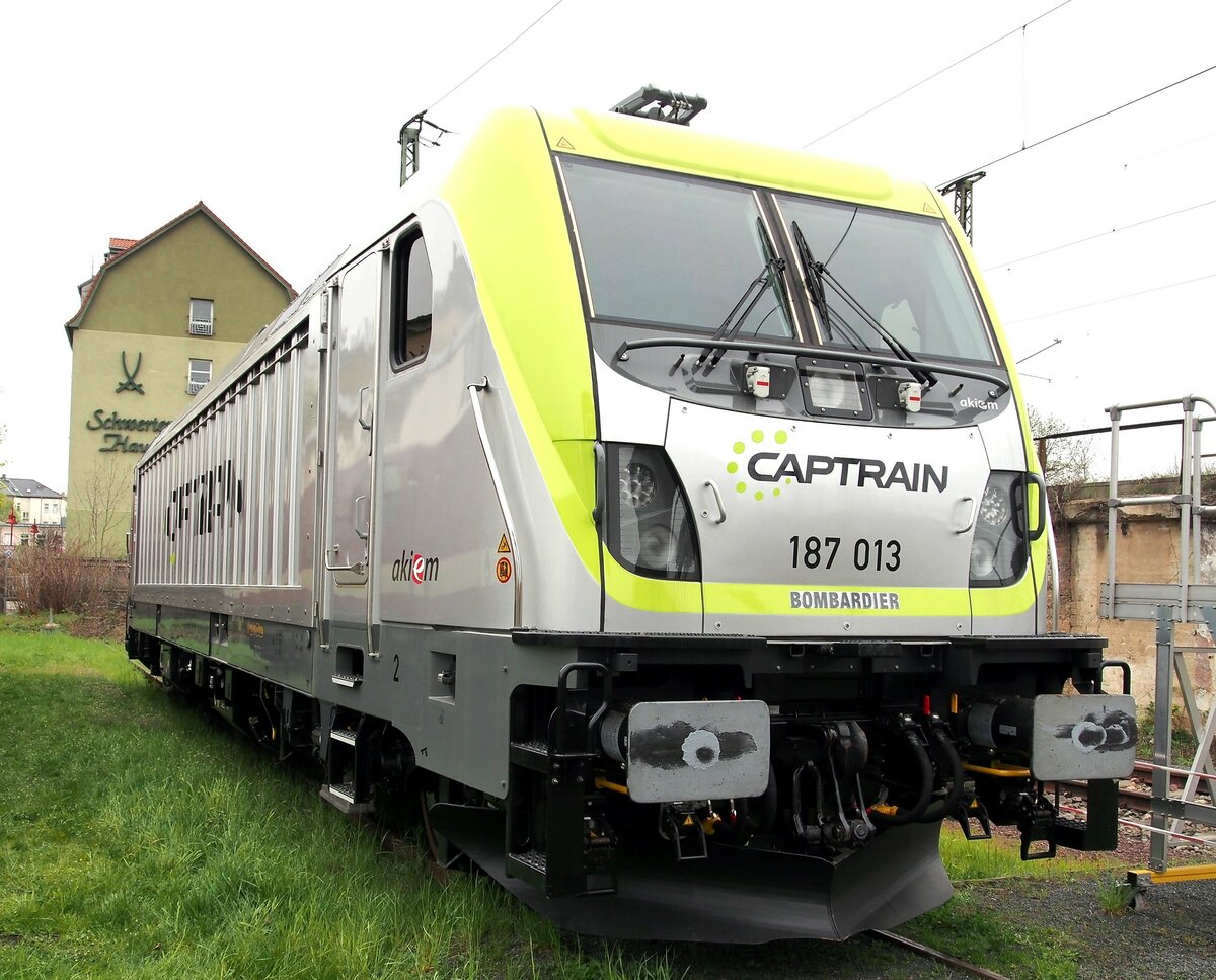 187 013 Captrain von Bombardier im Ausstellungsgel�nde bei 8.Dampfloktreffen in Dresden am 15.04.2016.