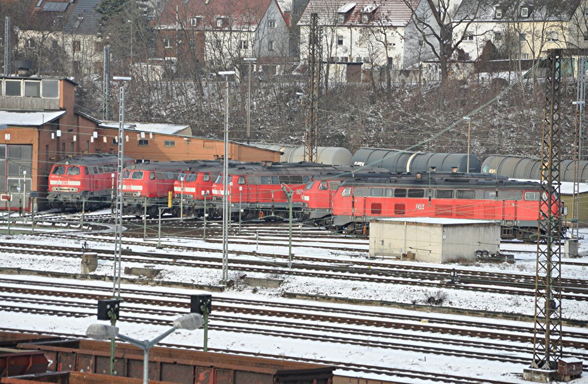 218 436-4; 218 409-1; 218 196-4 und 4 weitere 218 in Ul am 21.12.2009.