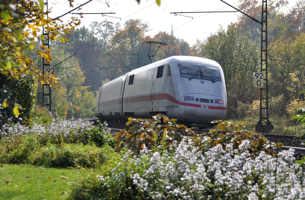 401 002-1 in Ulm am 18.10.2012.