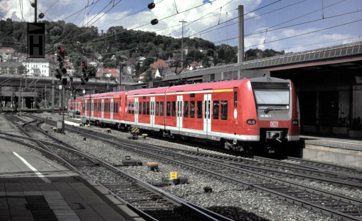 426 009-7 in Ulm am 04.06.2003.
