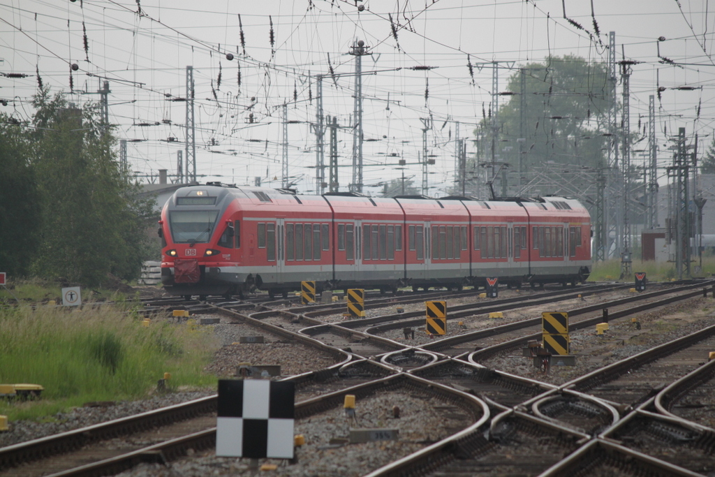 429 027-6 auf Rangier-Fahrt im Rostocker Hbf am 29.05.2016 sp�ter ging es mit 429 528 gemeinsam nach Stralsund 