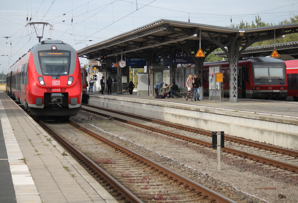 442 849-6,628 620 und 628 613 waren am 09.10.2015 zu Gast in Gstrow.