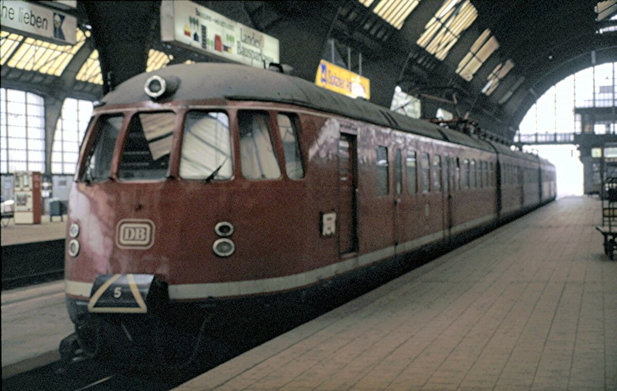 456 in Karlsruhe am 01.02.1981.