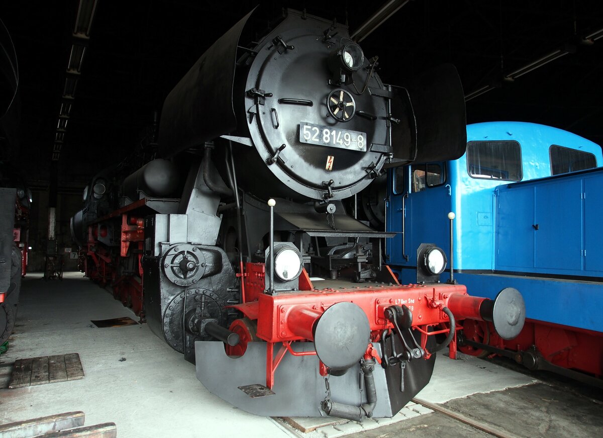 52 8149-8 im Sächsischen Eisenbahnmuseum Chemnitz am 19.04.2017.
