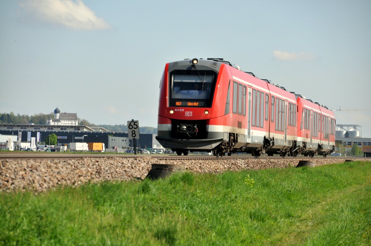 623 532 und ein weiterer als RS 7 bei Illertissen am 03.05.2023.