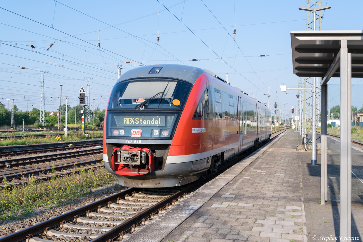 642 648-9 kam als RB34 (RB 17956) von Rathenow nach Stendal und fuhr dann als RB35 (RB 27870) weiter nach Braunschweig Hbf. 07.08.2015