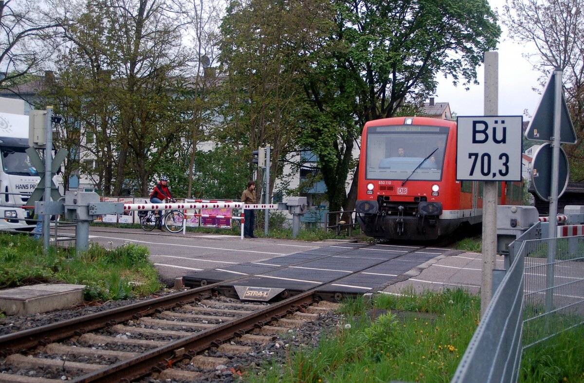 650 110 und 103 in Ulm am 05.05.2010.