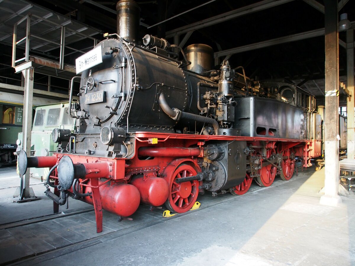 74 1230 im Bw Berlin Schöneweide am 09.09.2018.