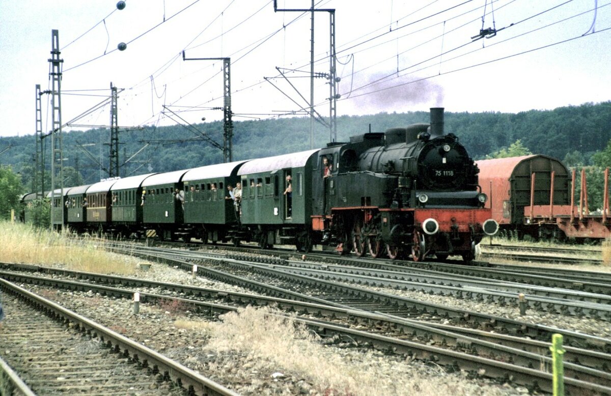 75 1118 in Amstetten am 10.09.2000.