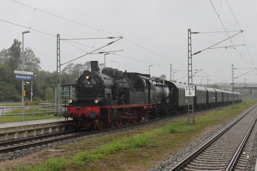 78 468 mit DPF 20061 von Hamburg-Harburg nach Warnem�nde bei der Durchfahrt in Warnem�nde-Werft.09.09.2017