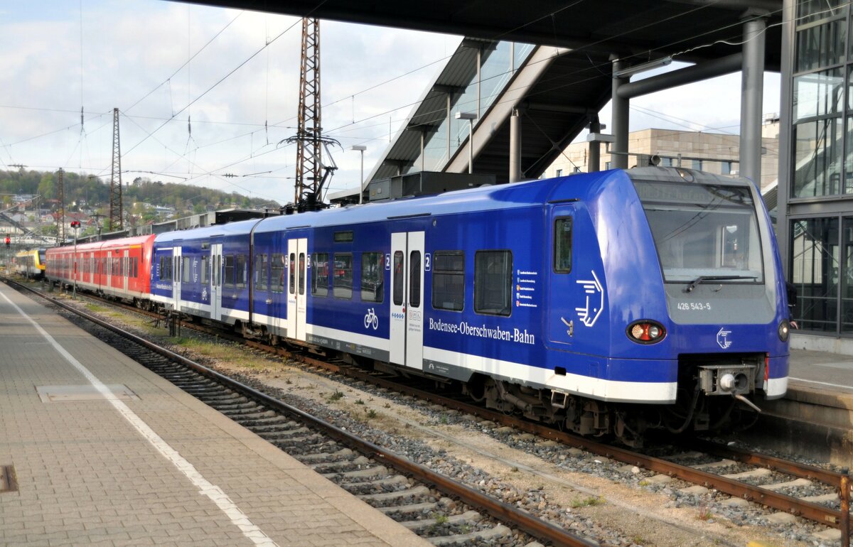 94 80 0 426 543-5 D-BOBFN in Ulm am 30.04.2022.