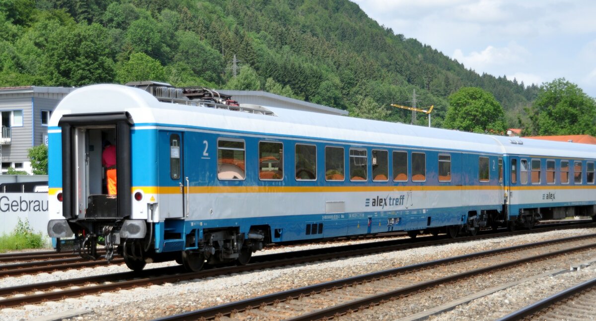 Alex Treff Wagen D-VBG 56 80 85-95 155-2 BRmz in Immenstadt am 23.06.2012.