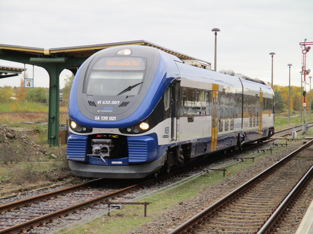 Auch der NEB VT632.007 verlie�,am 19.Oktober 2019,Templin.