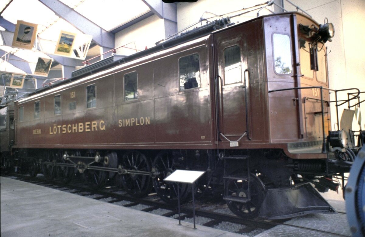 Be 5/7 Nr.151 Bern-L�tschberg-Simplon; Inbetriebsetzung 1913; L�P 16,0 m; 105 t; 2500 PS; Vmax 75 km/h,  Verkehrshaus Luzern am 23.08.1979.