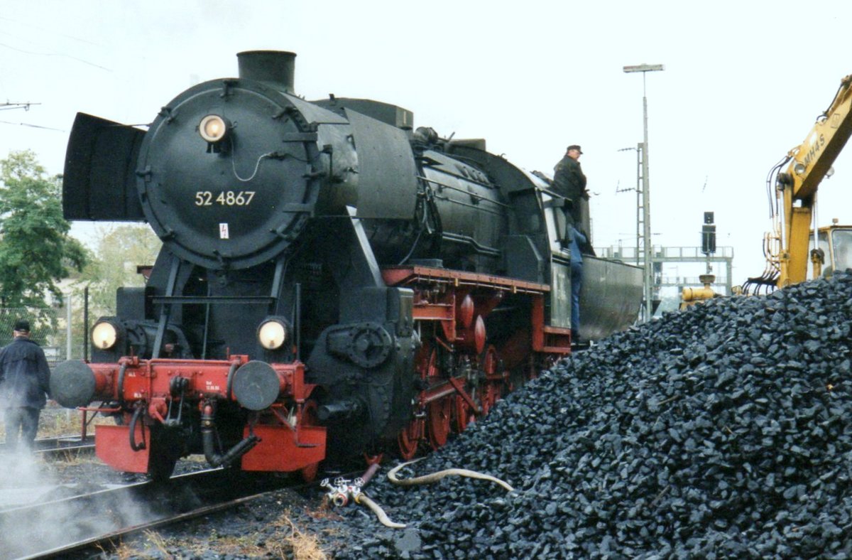 Bekohlung für 52 4867 in Neustadt (W) am 29 September 2005. 