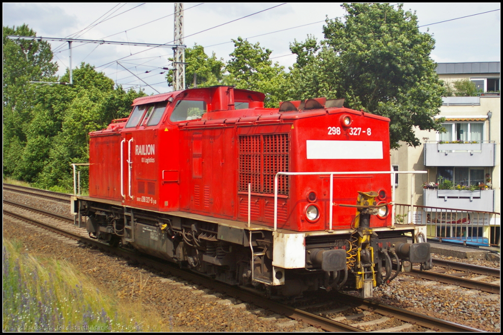 DB Schenker 298 327-8 solo am 16.06.2014 durch Panketal-R�ntgental. Gru� an den Tf!