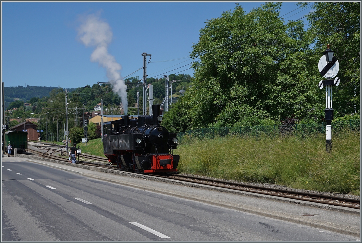 Dei Blonay Chamby G 2x 2/2 105 rangiert in Blonay.

13. Juni 2021