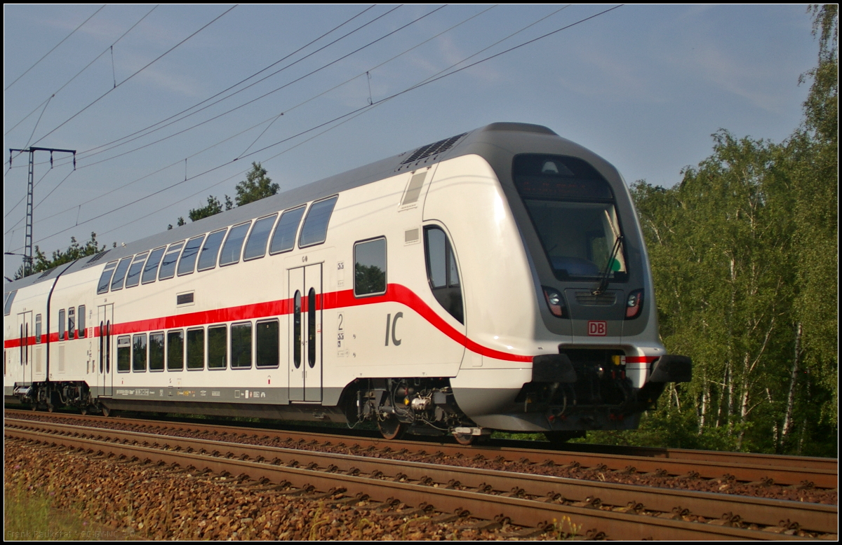 Der Doppelstock-Steuerwagen 2. Klasse der Gattung DBpbzfa 668.2 wird von Bombardier als Twindexx Vario geführt und kommt bei der DB Fernverkehr AG in den IC2-Zügen zum Einsatz. Zugelassen sind die Steuerwagen für 160 km/h, baubedingt könnten sie 189 km/h fahren. Die Länge über Puffer beträgt 27.270 mm, Höhe 4.632 mm, Breite 2.784 mm, Leermasse 58 t. Sitzplätze 73 (gesamt), Stehplätze ca 140 (D-DB 50 80 86-81 856-6 DBpbzfa 668.2)
