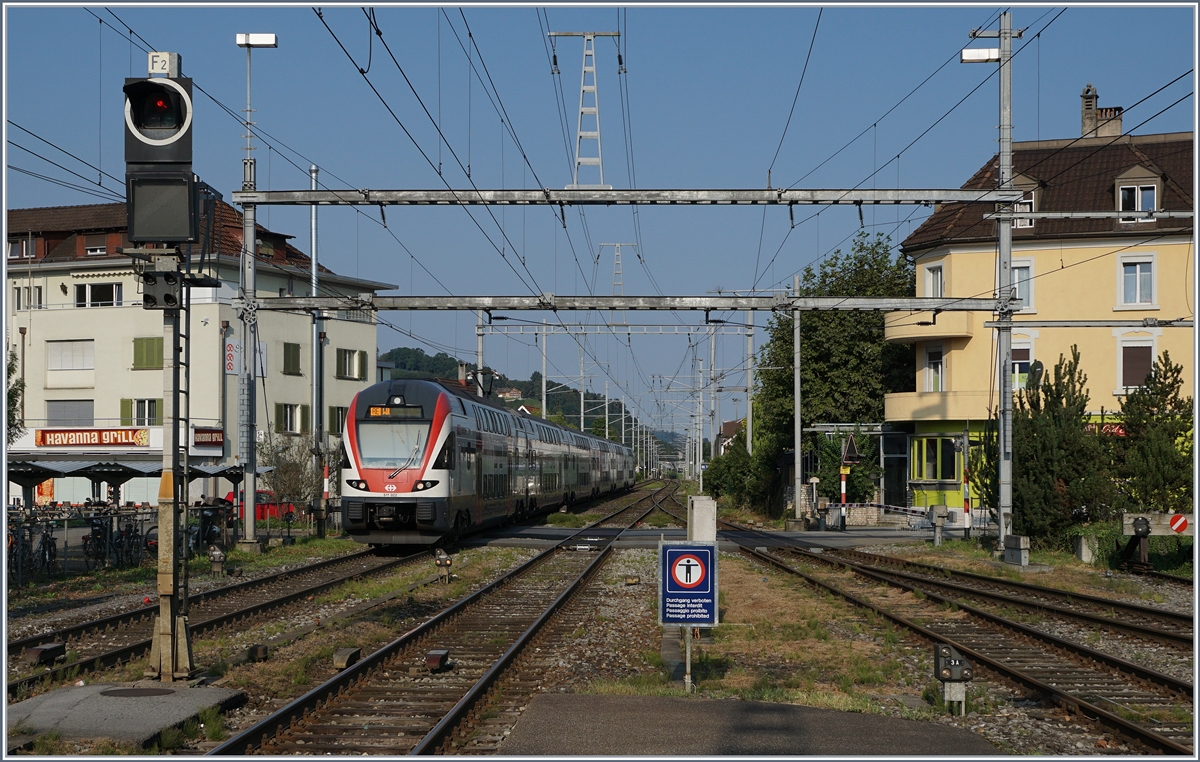 Der SBB RABe 511 022 von Chur nach Wil bei der Ausfahrt in St.Margarethen 
11. Sept. 2016