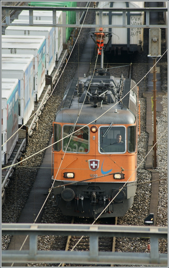 Die SBB Re 4/4 II 11320 in Lausanne Triage.
10. Okt. 2014