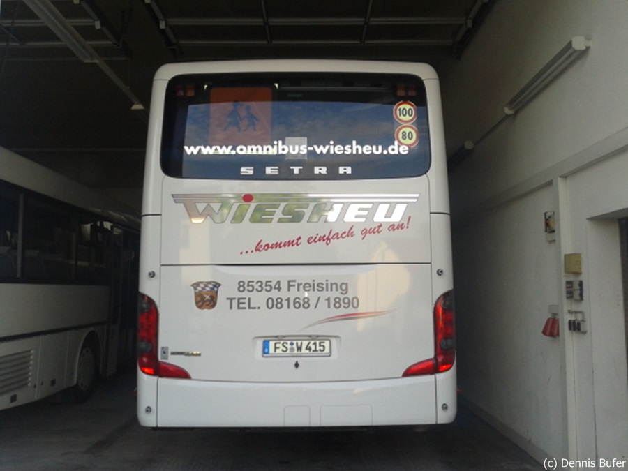 Ein Setra von Wieheu auf dem Betriebsgel�nde konnte ich am 24.07.2013 fotografieren.