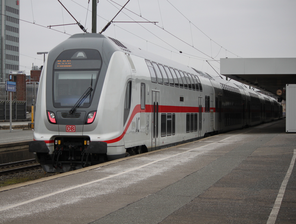 Eine Premiere f�r den Rostocker Fotografen gab es am 11.03.2016 als IC 2431(Emden-Cottbus)in Hannover Hbf kam.