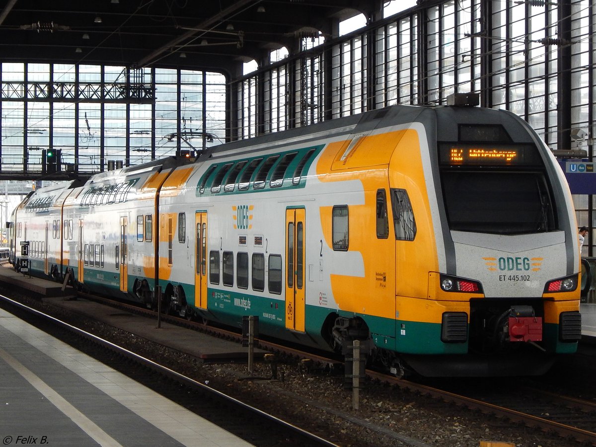 ET 445.102 der ODEG in Berlin am Bahnhof Zoo.