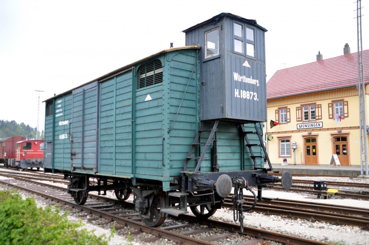 Gedeckter Güterwagen G 10 Württemberg H 18873 in Münsingen am 01.05.2014.