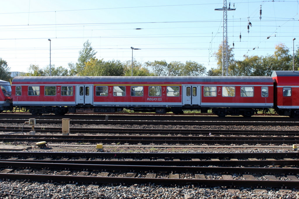 Halberst�dter Mitteleinstiegswagen der Bauart ABy stand abgestellt im Rostocker Hbf.11.10.2015