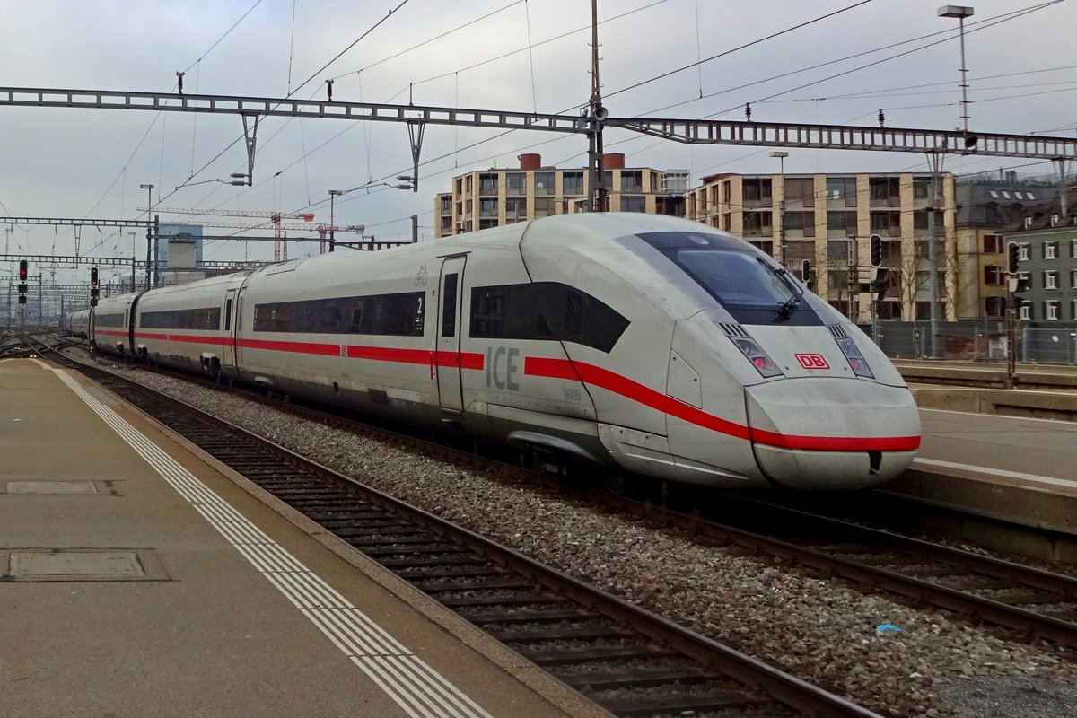 ICE 412 035/9035 verlässt am 2 Januar 2020 Zürich HB. 