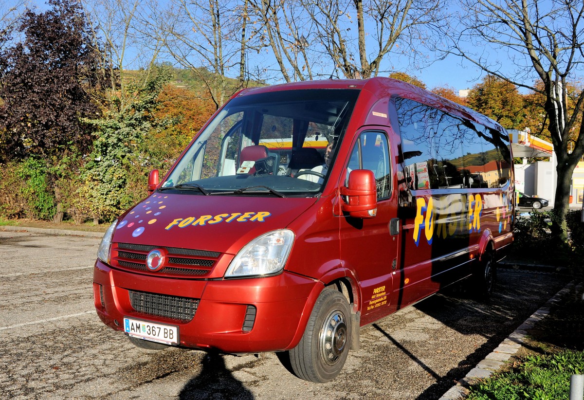 Irisbus Sunset XL von Forster Busreisen aus �sterreich am 18.10.2014 in Krems.