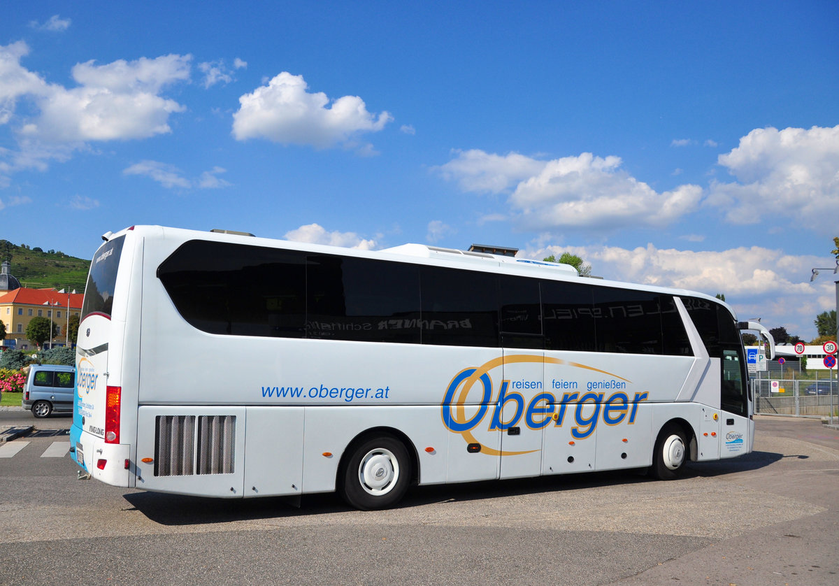 King Long von Oberger Reisen aus �sterreich in Krems gesehen.