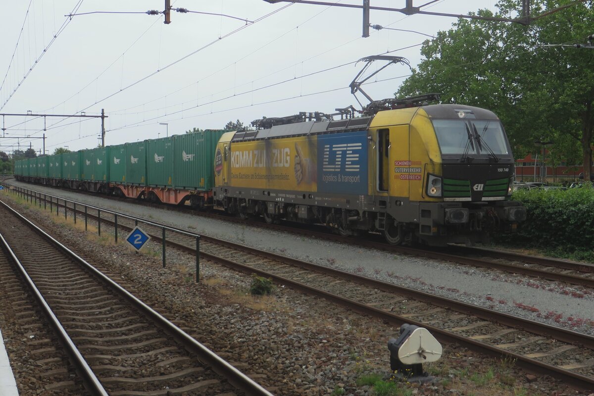  Kommt zum Zug  ladet LTE 193 740 in Oss am 22 Juni 2023 ein -und Ihren Fotograf hat tatsachlich den Zug gefasst um dieser Lok nach zeitigen Voranmeldung fotografieren zu können.