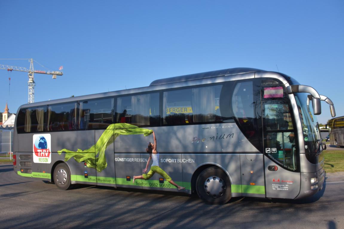 MAN Lion`s Coach von K & K Busreisen aus sterreich 10/2017 in Krems.