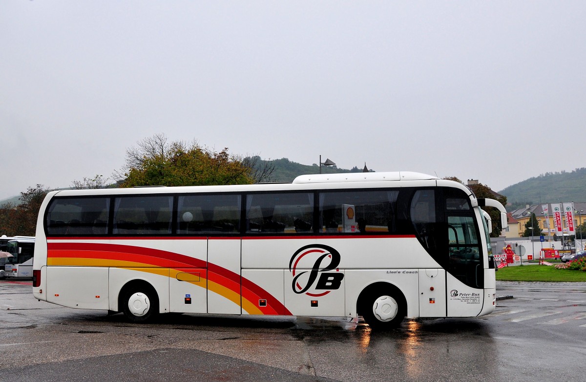 MAN Lions Coach von Peter Bus aus Wien am 11.9.2014 in Krems gesehen.