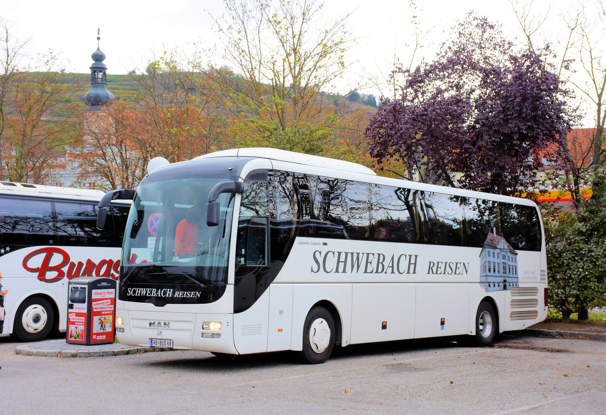 MAN Lion`s Coach von Schwebach Reisen aus der BRD in Krems.