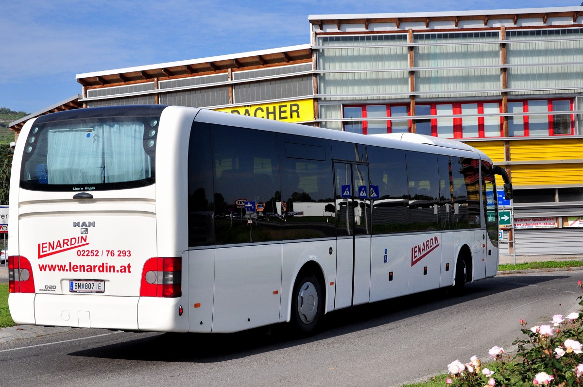 MAN Lions Regio von Lenardin aus �sterreich am 30.9.2014 in Krems.