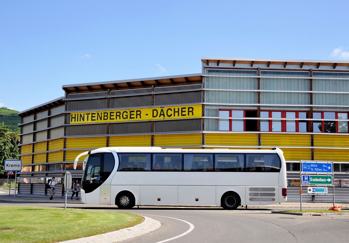 MAN LION`s Star aus Rum�nien am 12.7.2013 in Krems gesehen.