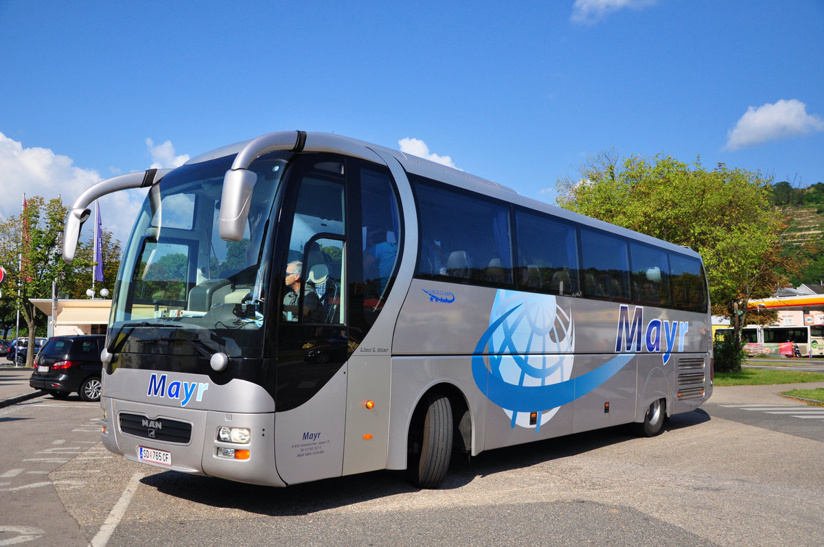 MAN Lions Star von Mayr Reisen aus �sterreich in Krems gesehen.