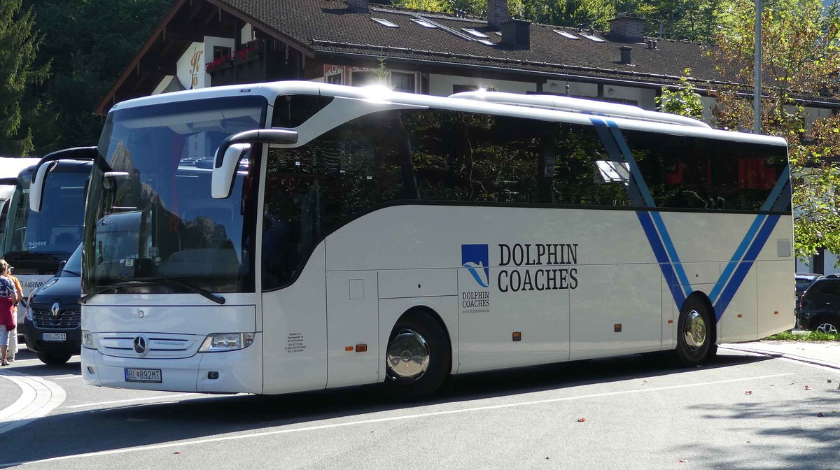 MB Tourismo von DOLPHIN COACHES aus Bratislava steht 09-2018 am K�nigsee