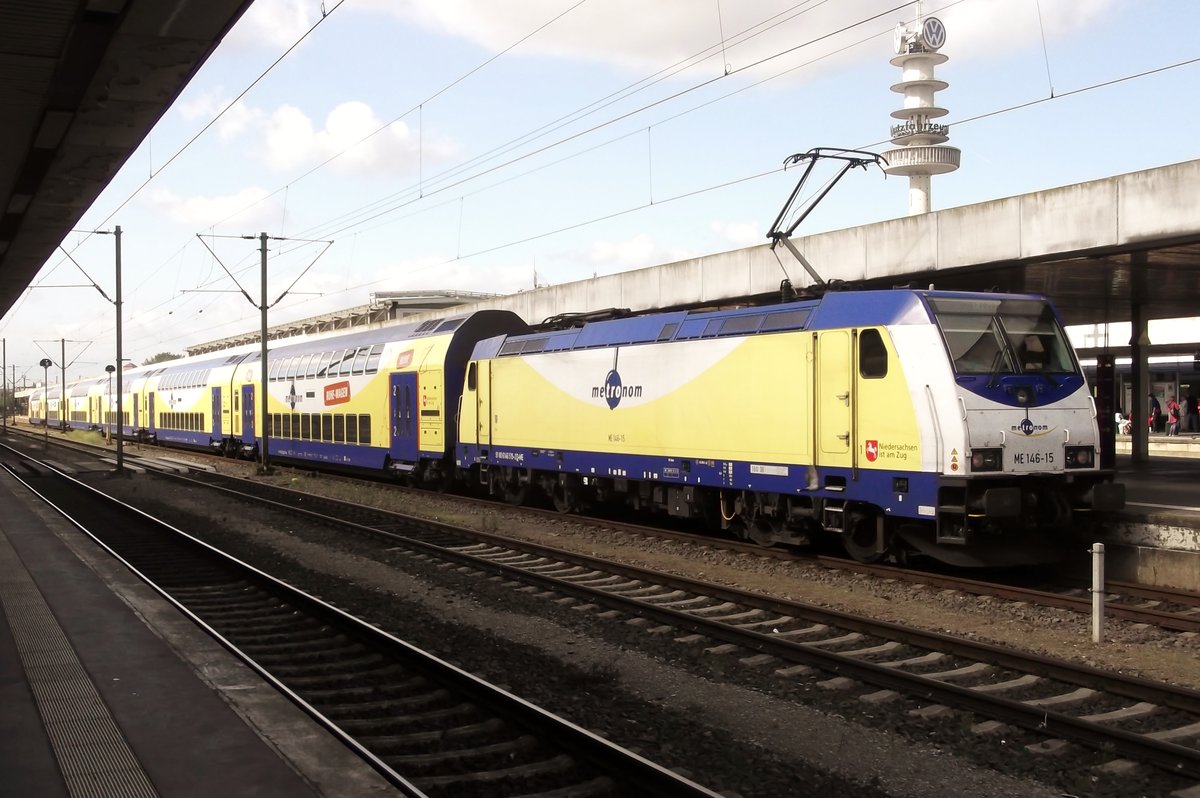 ME 146-15 steht am 25 September 2014 in Hannover Hbf. 