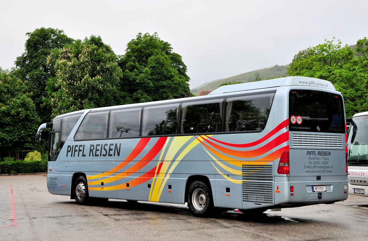 Mercedes Benz Tourismo von Piffl Reisen aus �sterreich am 17.Mai 2014 in Krems gesehen.