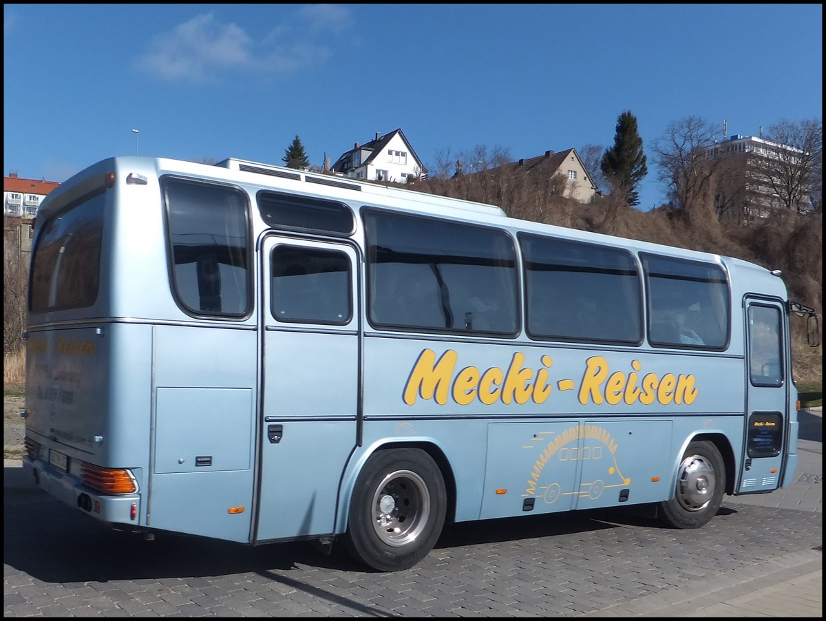 Mercedes O 303 von Mecki-Reisen aus Deutschland im Stadthafen Sassnitz.
