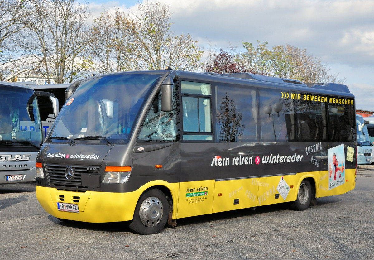 Mercedes O 818 von Stern Reisen > Wintereder aus Obersterreich in Krems gesehen.