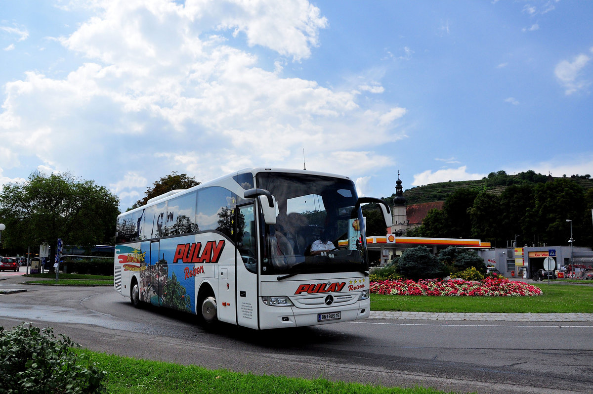 Mercedes Tourismo von Pulay Reisen aus Nieder�sterreich in Krems unterwegs.