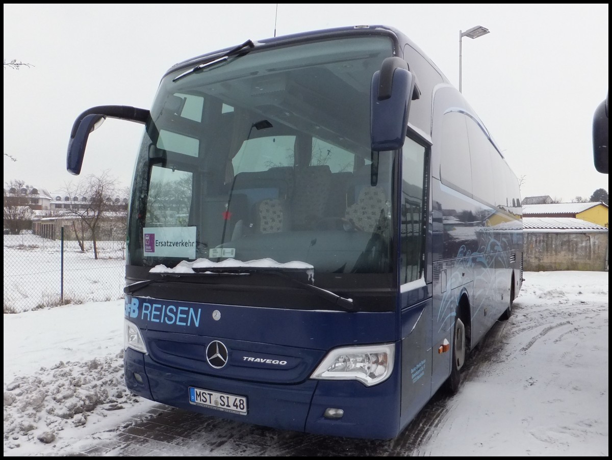 Mercedes Travego von GFB-Reisen aus Deutschland in Bergen.