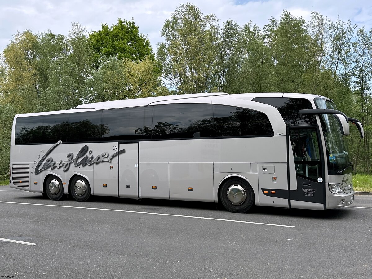 Mercedes Travego von Lenz Tour - Retour Reisen aus Deutschland in Plau am See.