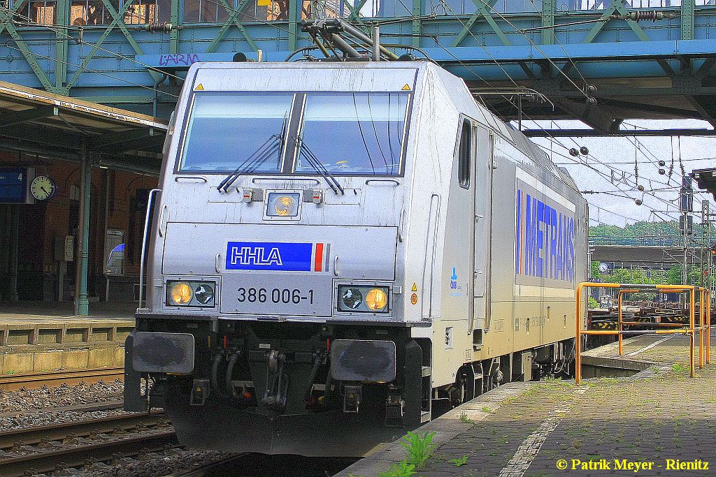 Metrans 386 006 mit Containerzug am 27.06.2015 in Hamburg-Harburg