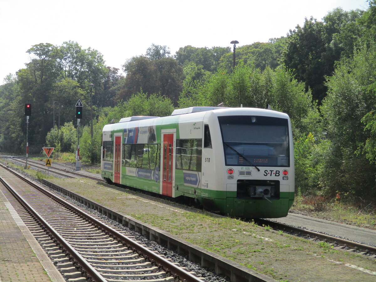 Nach zwei Minuten Aufenthalt in Hildburghausen ging es,am 01.September 2021,für den STB VT105 weiter.