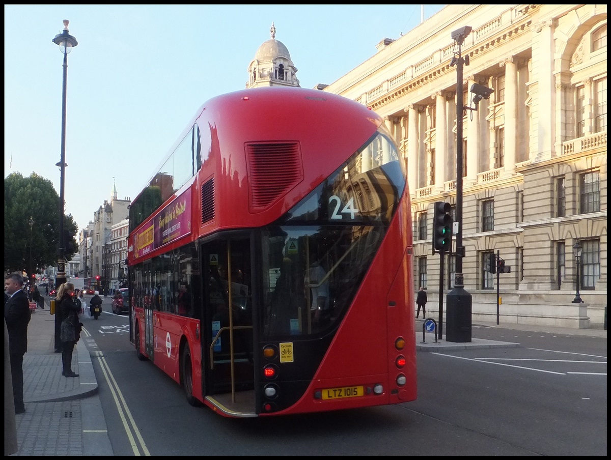 NBFL/Wright von Metroline in London.